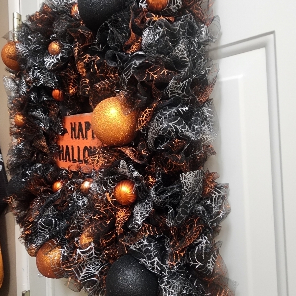 Handmade Happy Halloween Glitter  Wreath 19 inches Square - Picture 3 of 11